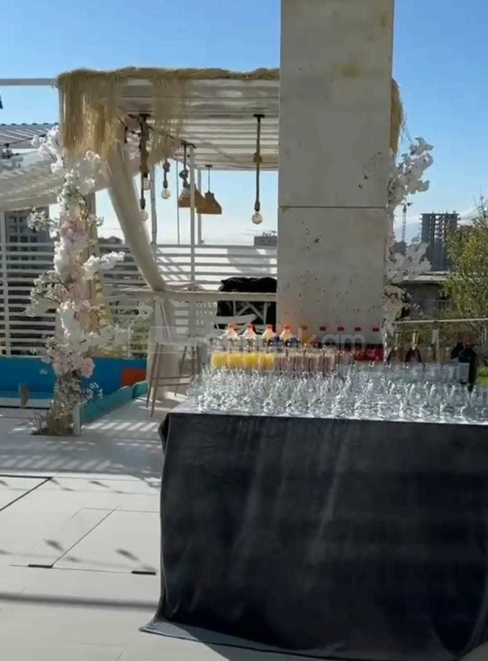 5 Սենյականոց Շքեղ Առանձնատուն, 200քմ, Լողավազանով