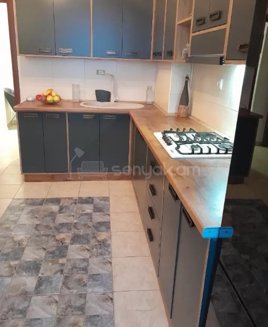 4 Սենյականոց Բնակարան, 75քմ, 9/13 հարկ, Կապիտալ Վերանորոգված