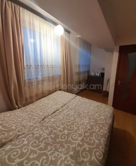 4 Սենյականոց Բնակարան, 75քմ, 9/13 հարկ, Կապիտալ Վերանորոգված