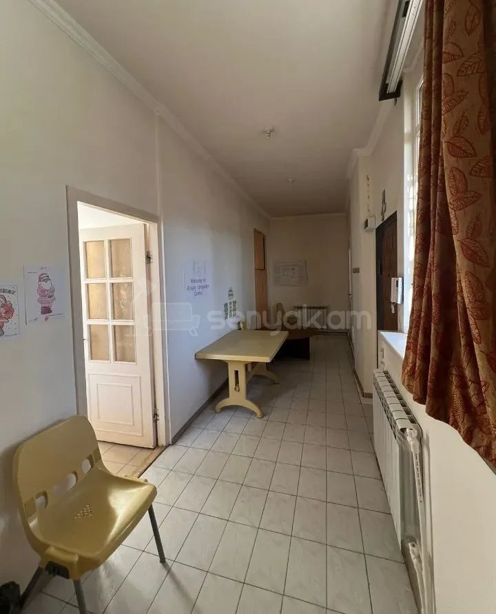 4 Սենյականոց Սեփական Տուն, 183քմ, Կապիտալ Վերանորոգված, Ավտոտնակով