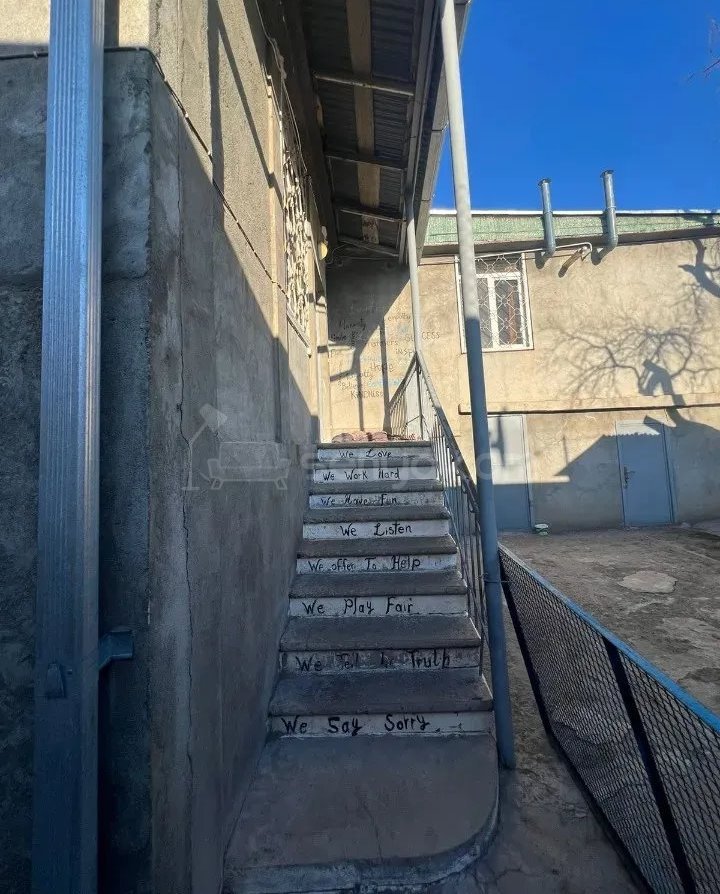 4 Սենյականոց Սեփական Տուն, 183քմ, Կապիտալ Վերանորոգված, Ավտոտնակով