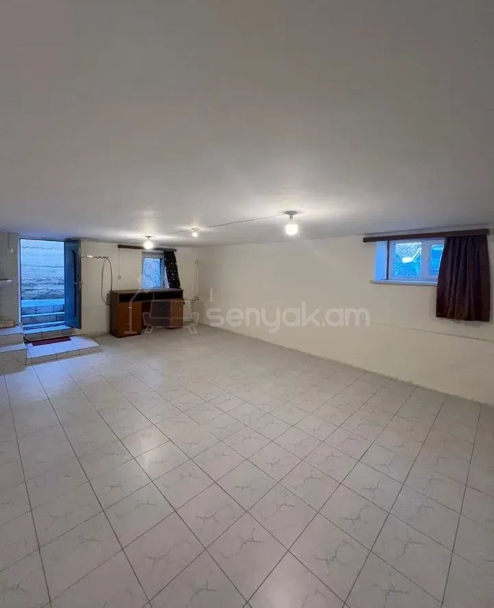 4 Սենյականոց Սեփական Տուն, 183քմ, Կապիտալ Վերանորոգված, Ավտոտնակով