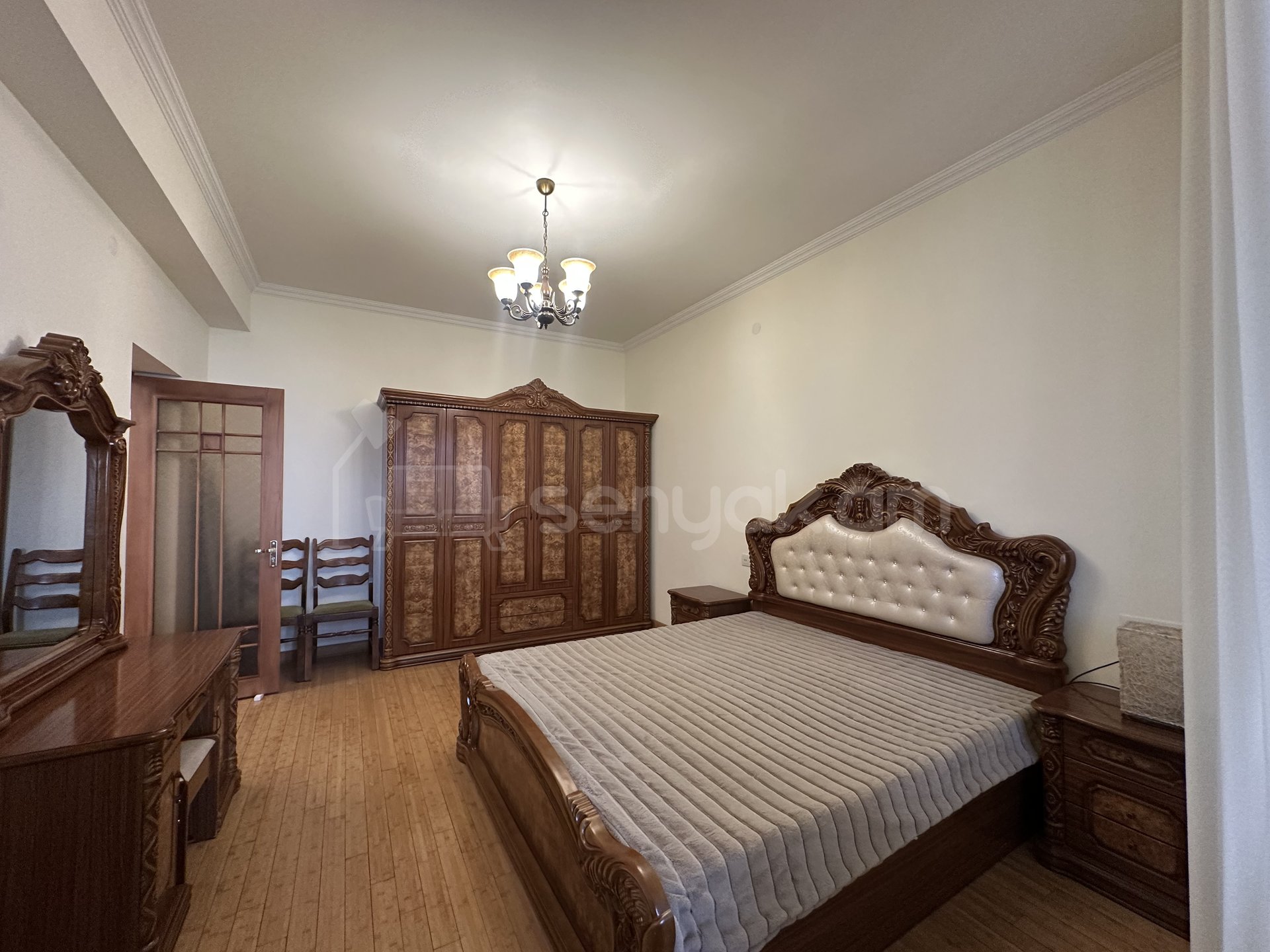 2 Սենյականոց Բնակարան Նորակառույցում, 76քմ, 11/15 հարկ, Դիզայներական Վերանորոգված, Կահավորված