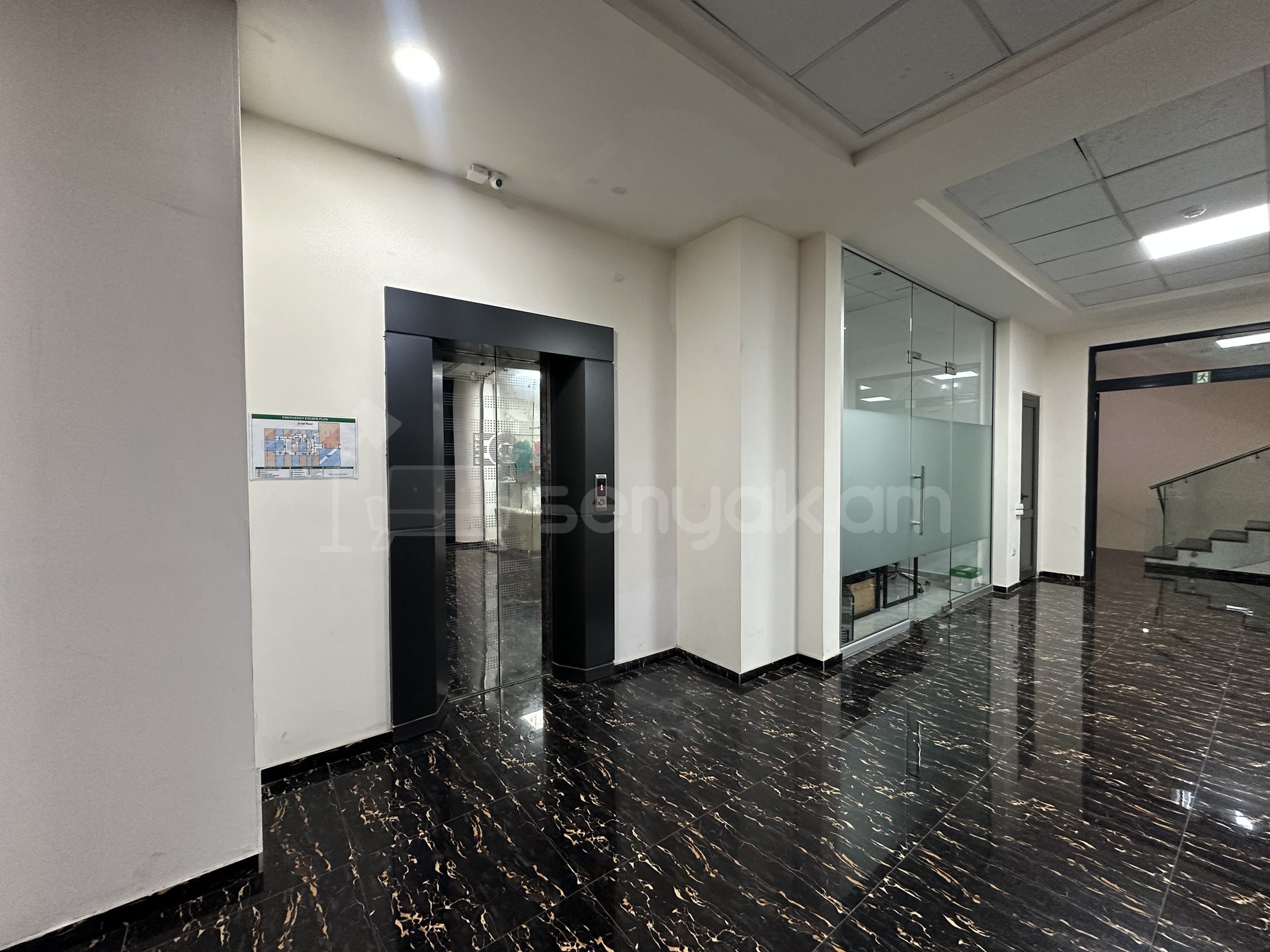 Օֆիսային Տարածք, 39քմ, Կապիտալ Վերանորոգված