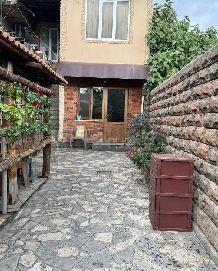 6 Սենյականոց Սեփական Տուն, 200քմ, Կապիտալ Վերանորոգված, Ավտոտնակով