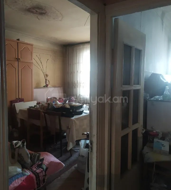 2 Սենյականոց Բնակարան, 72քմ, 2/9 հարկ, Պետական Վիճակում