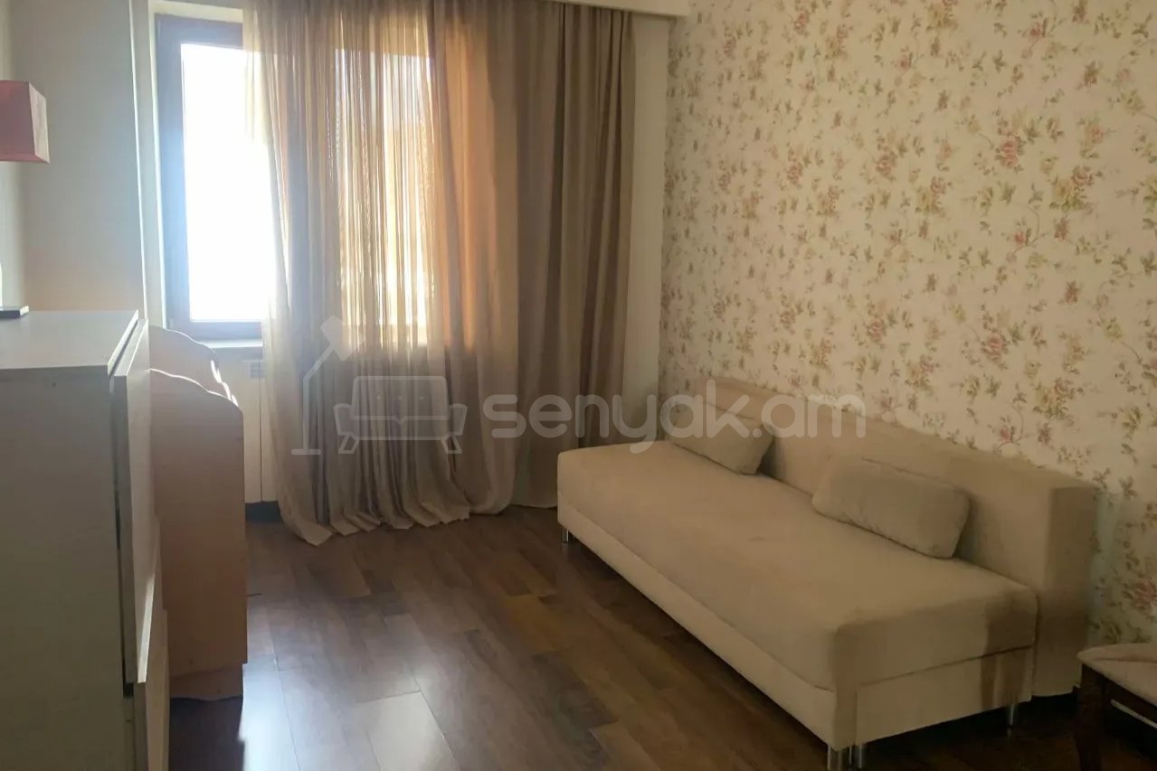 2 Սենյականոց Բնակարան Քարե Շենքում, 56քմ, 4/9 հարկ, Կապիտալ Վերանորոգված, Կահավորված, Արևկող