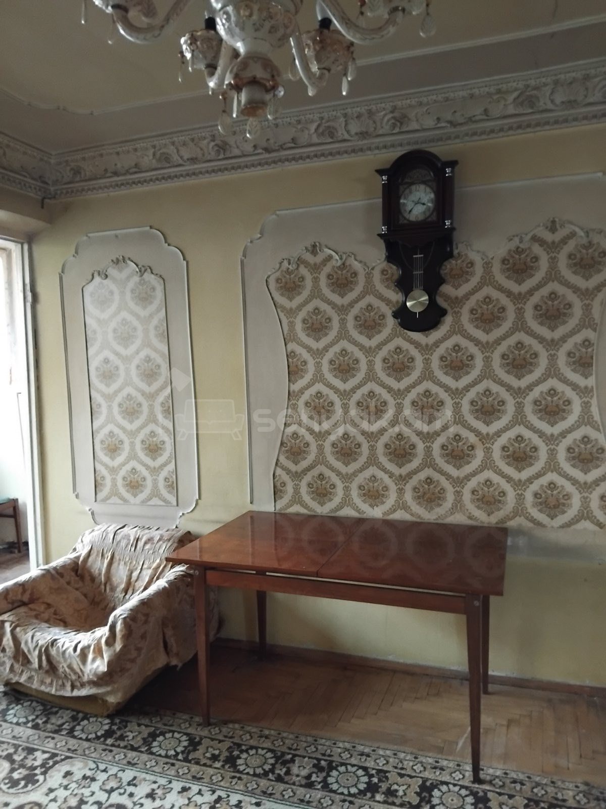 3 Սենյականոց Բնակարան Քարե Շենքում, 70քմ, 5/5 հարկ, Նորմալ Վիճակում, Կահավորված