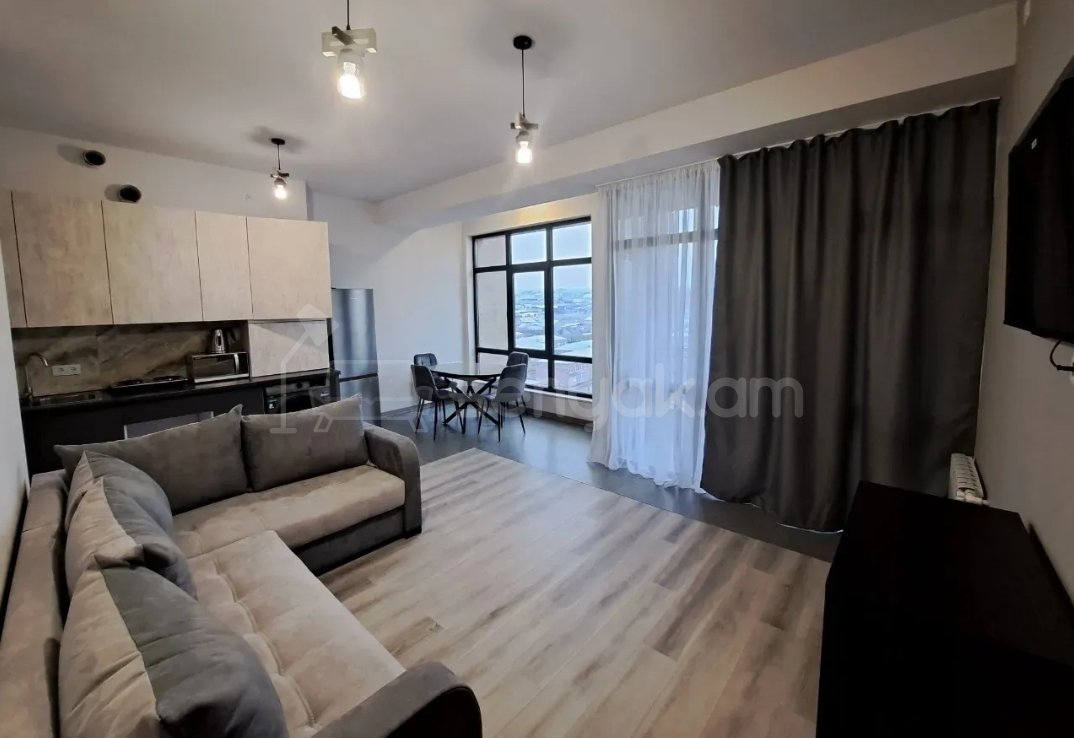 2 Սենյականոց Բնակարան Նորակառույցում, 50քմ, 10/16 հարկ, Կապիտալ Վերանորոգված, Կահավորված