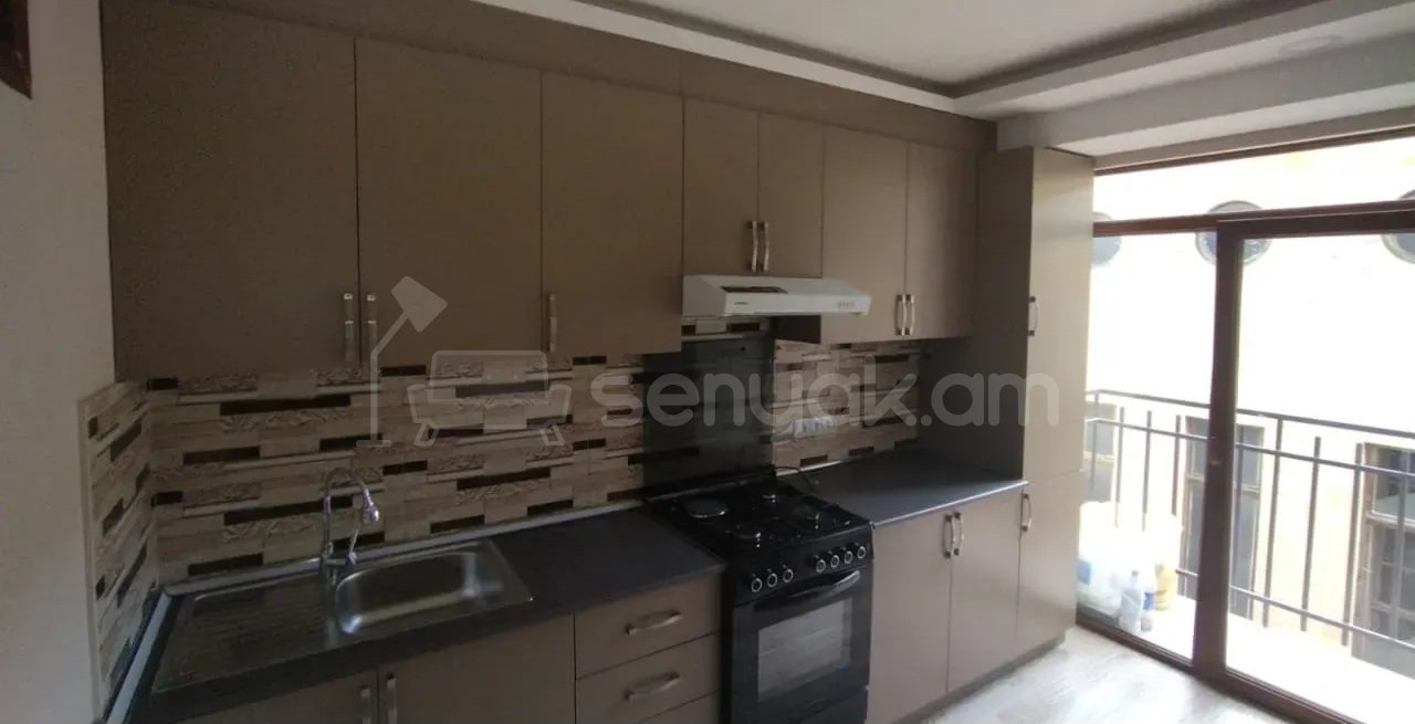 3 Սենյականոց Բնակարան Նորակառույց Քարե Շենքում, 63քմ, 4/9 հարկ, Դիզայներական Վերանորոգված, Կահավորված