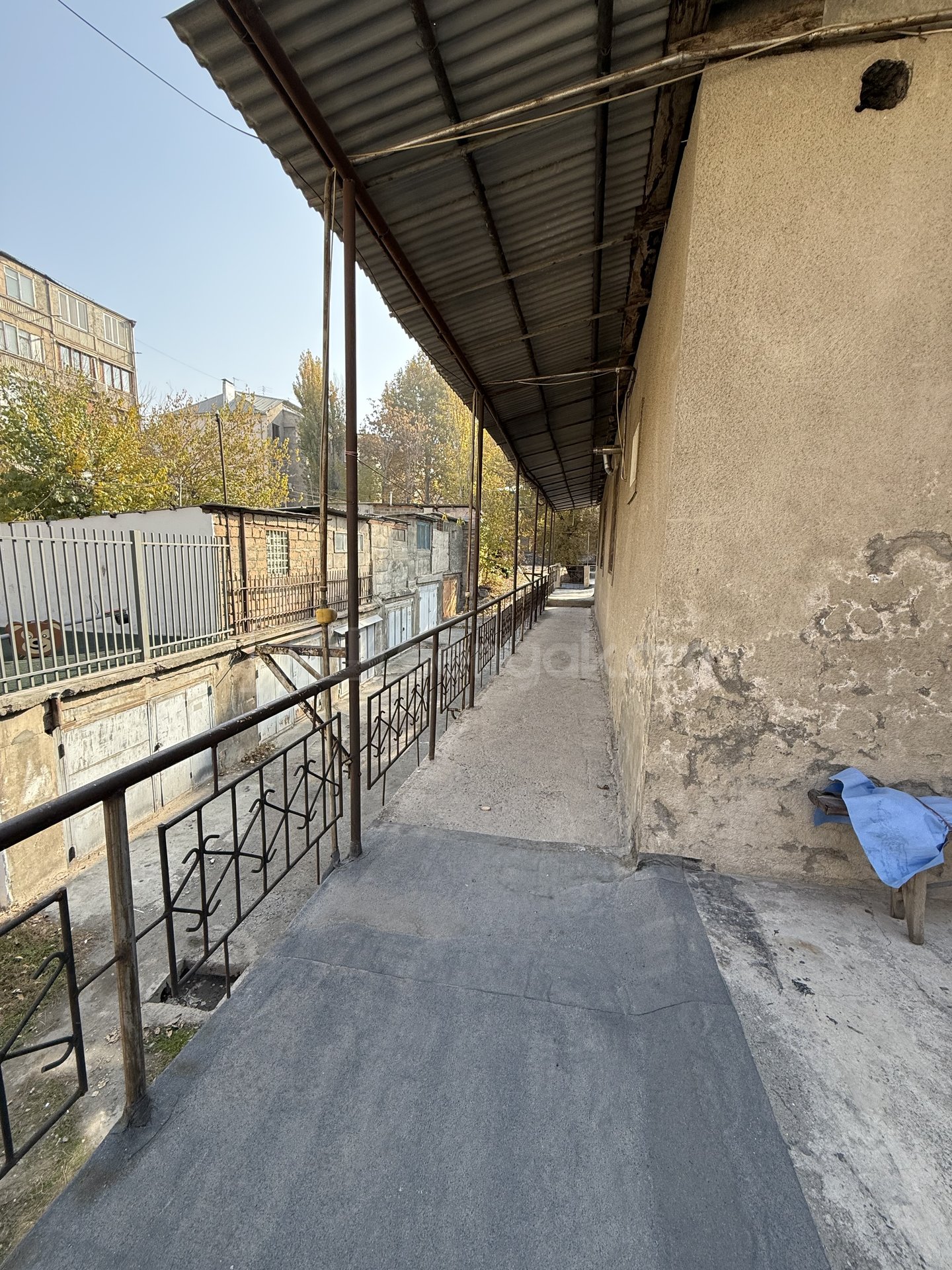 3 Սենյականոց Սեփական Տուն, 100քմ, Կոսմետիկ Վերանորոգված, Ավտոտնակով