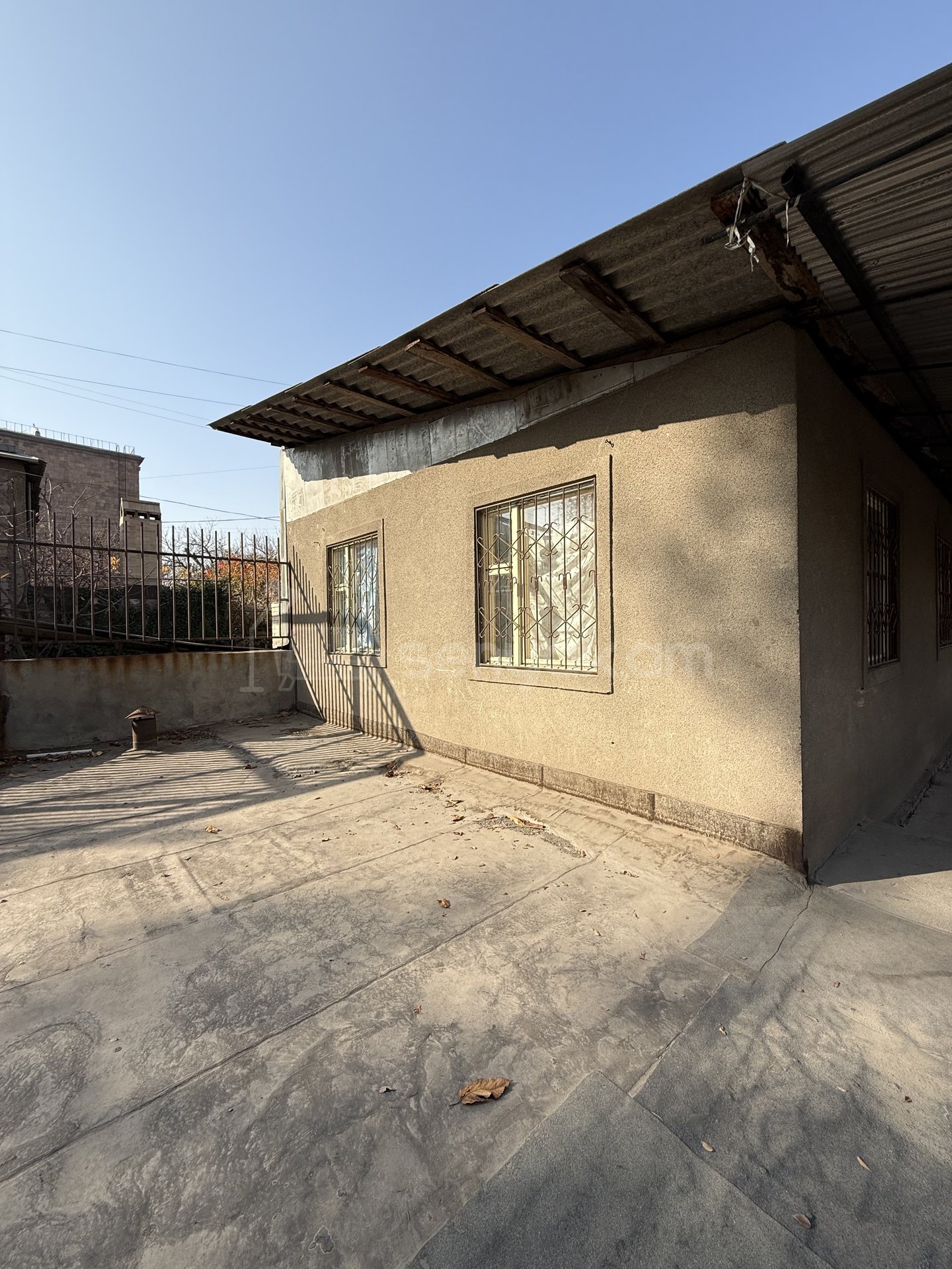 3 Սենյականոց Սեփական Տուն, 100քմ, Կոսմետիկ Վերանորոգված, Ավտոտնակով