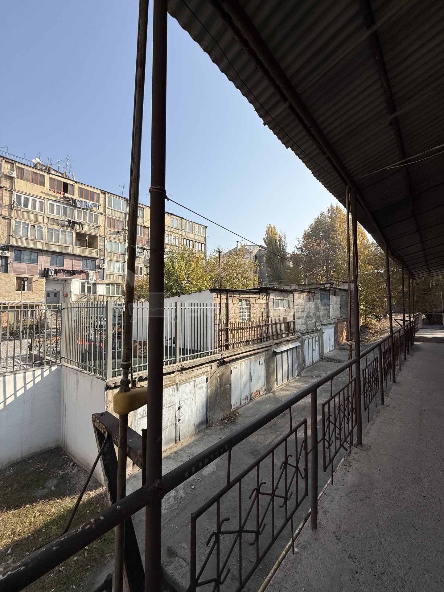 3 Սենյականոց Սեփական Տուն, 100քմ, Կոսմետիկ Վերանորոգված, Ավտոտնակով