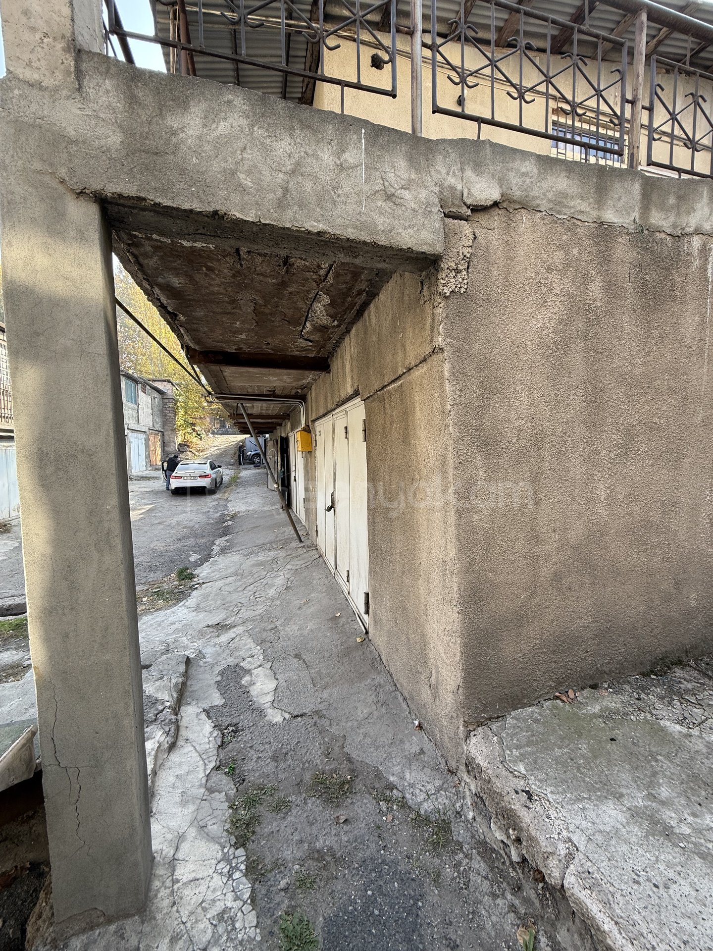 3 Սենյականոց Սեփական Տուն, 100քմ, Կոսմետիկ Վերանորոգված, Ավտոտնակով