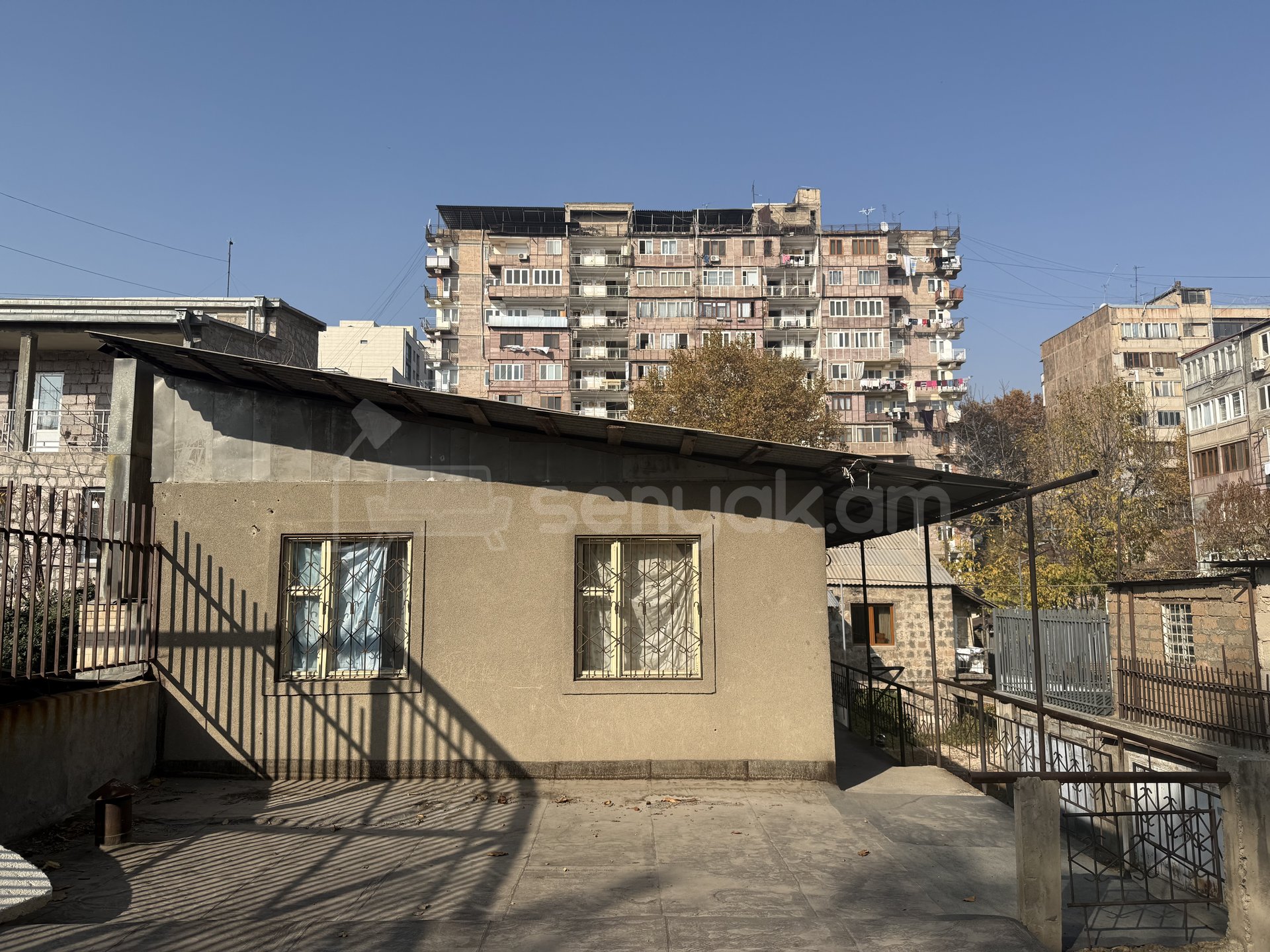 3 Սենյականոց Սեփական Տուն, 100քմ, Կոսմետիկ Վերանորոգված, Ավտոտնակով