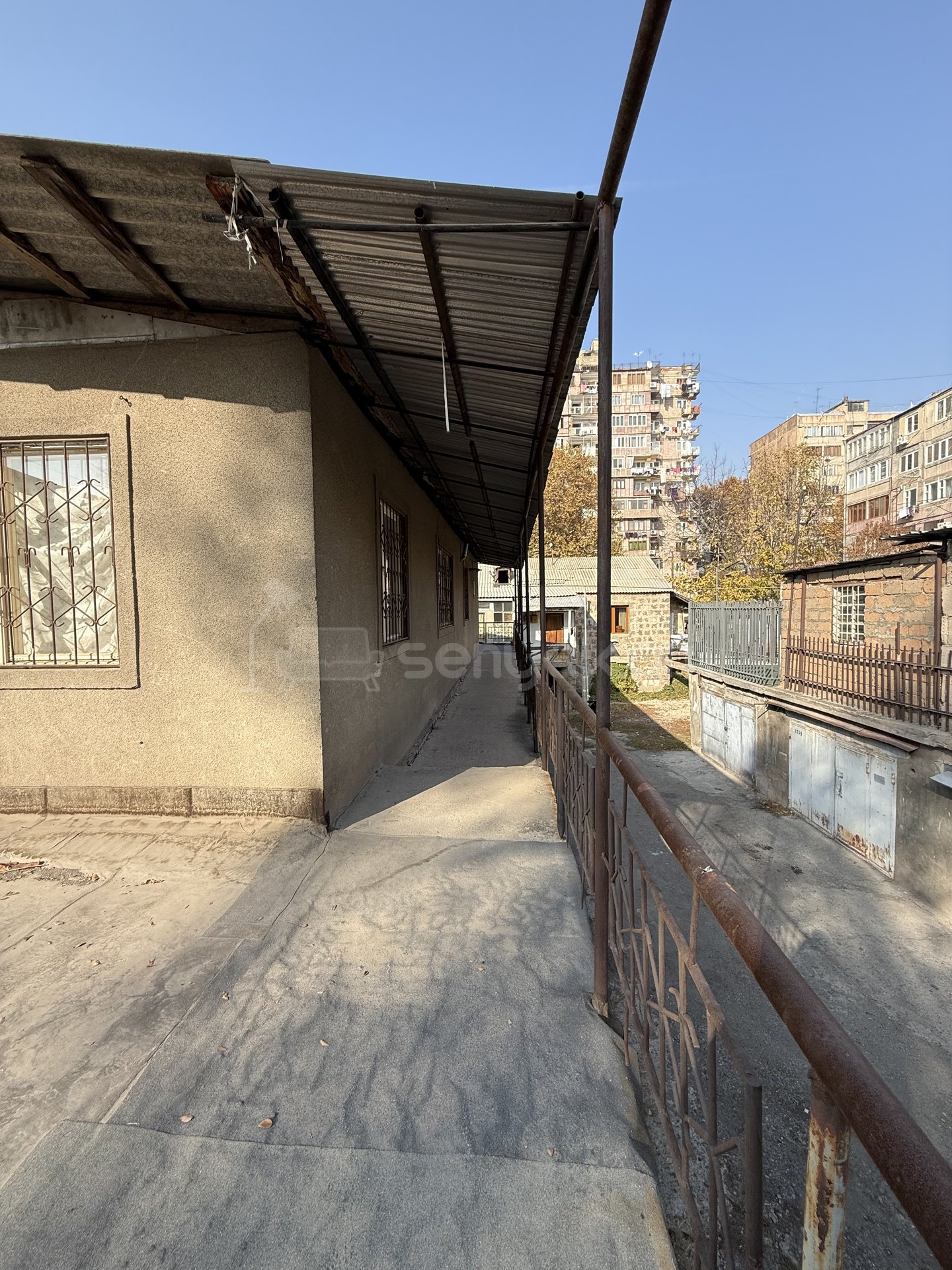 3 Սենյականոց Սեփական Տուն, 100քմ, Կոսմետիկ Վերանորոգված, Ավտոտնակով