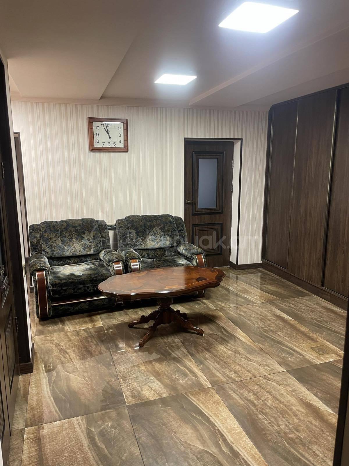 7 Սենյականոց Սեփական Տուն, 360քմ, Կապիտալ Վերանորոգված, Ավտոտնակով