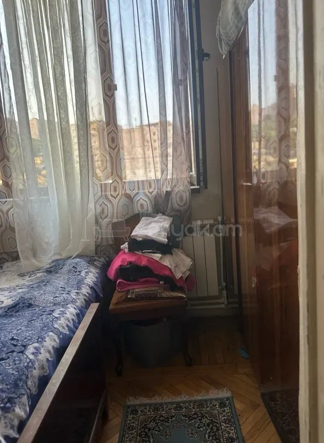 3 Սենյականոց Բնակարան, 67քմ, 6/9 հարկ, Պետական Վիճակում