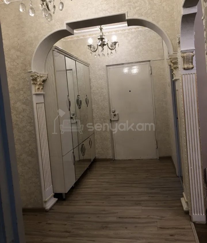 3 Սենյականոց Բնակարան, 78քմ, 3/9 հարկ, Կապիտալ Վերանորոգված, Կահավորված, Արևկող