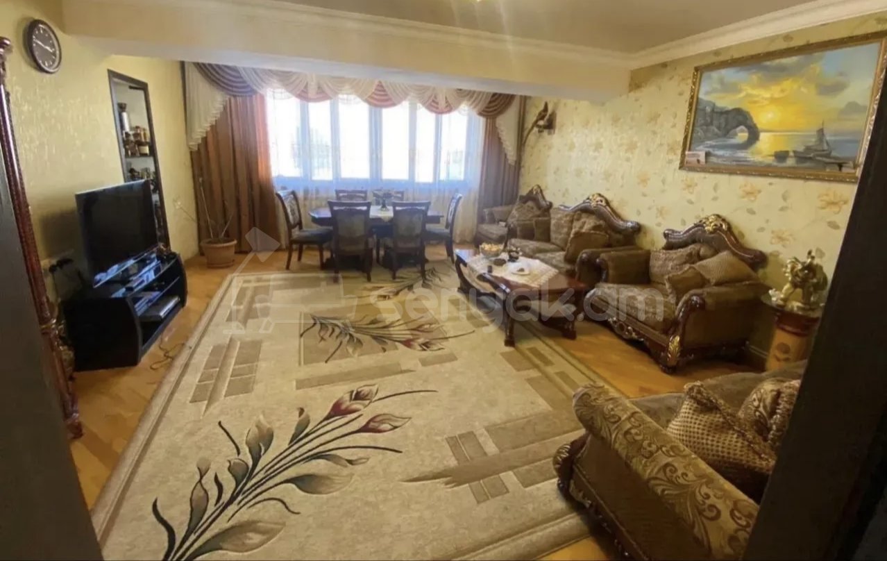 3 Սենյականոց Բնակարան, 80քմ, 5/9 հարկ, Կապիտալ Վերանորոգված, Կահավորված, Արևկող