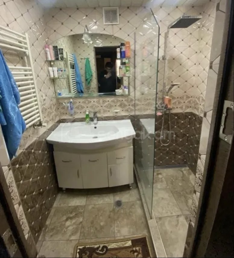 3 Սենյականոց Բնակարան, 80քմ, 5/9 հարկ, Կապիտալ Վերանորոգված, Կահավորված, Արևկող