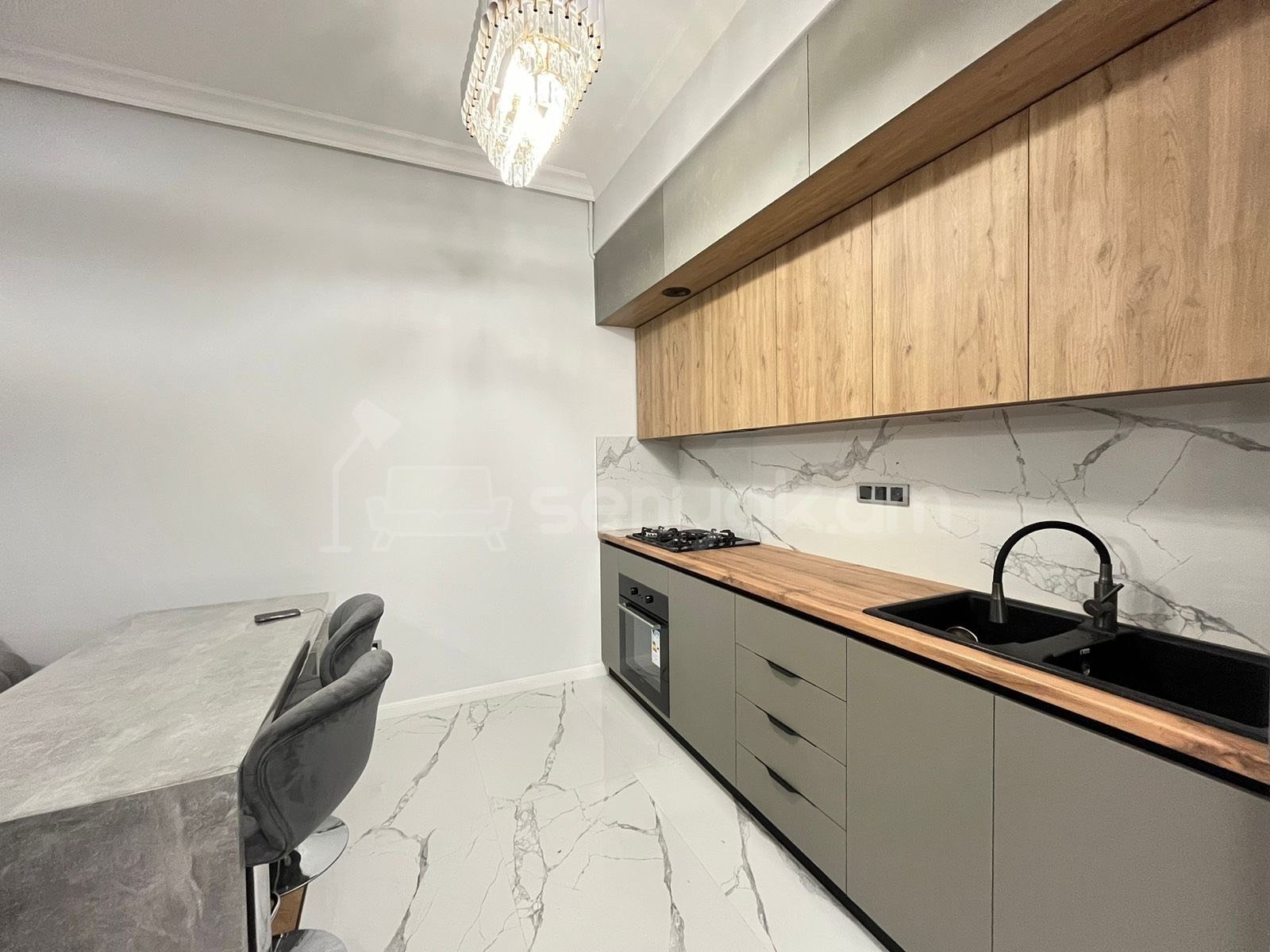 3 Սենյականոց Բնակարան Նորակառույցում, 75քմ, 2/14 հարկ, Դիզայներական Վերանորոգված, Կահավորված, Արևկող