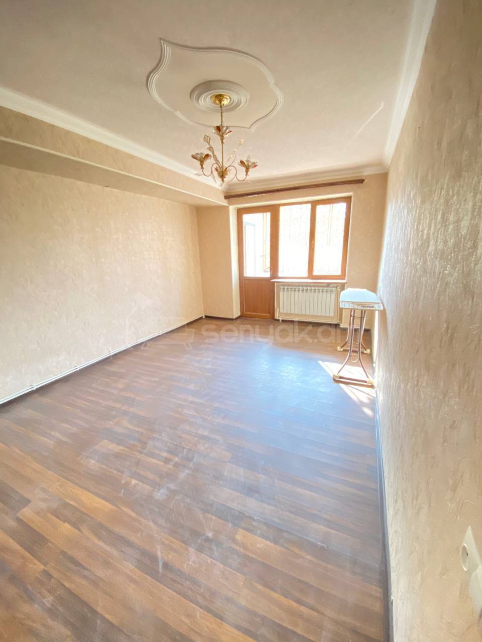 3 Սենյականոց Բնակարան, 98քմ, 2/9 հարկ, Կապիտալ Վերանորոգված, Կահավորված