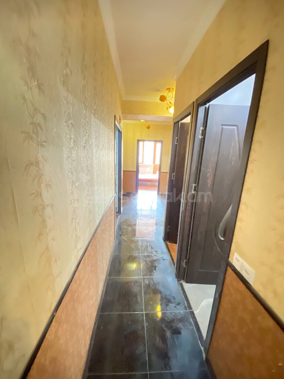 3 Սենյականոց Բնակարան, 98քմ, 2/9 հարկ, Կապիտալ Վերանորոգված, Կահավորված