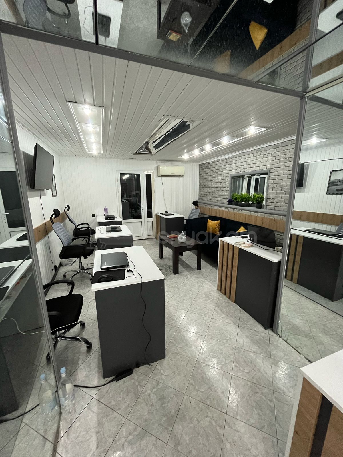 Օֆիսային Տարածք, 56քմ, Կապիտալ Վերանորոգված