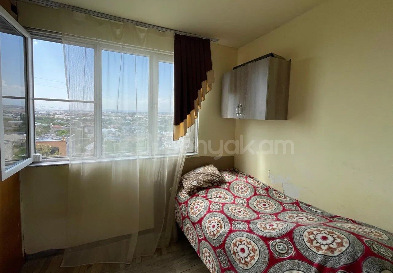 2 Սենյականոց Բնակարան, 50քմ, 5/5 հարկ, Նորմալ Վիճակում