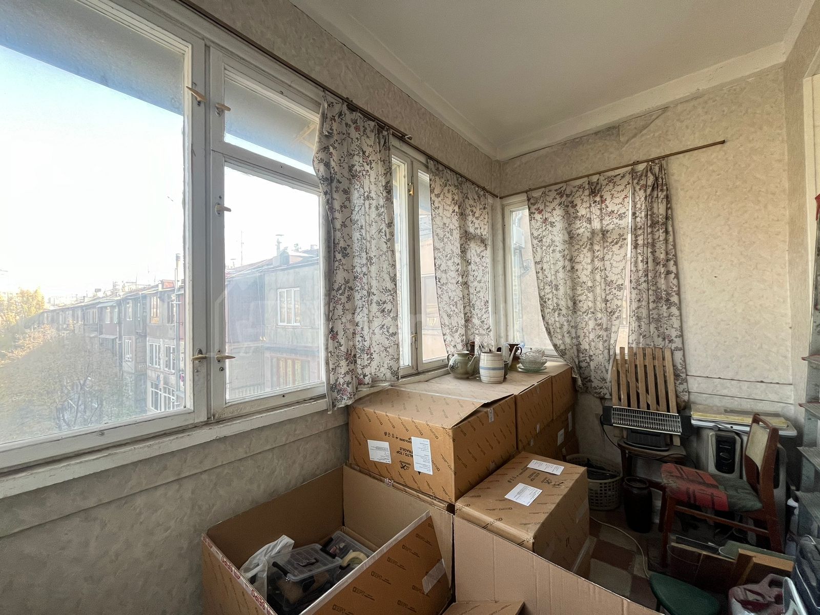 3 Սենյականոց Բնակարան Քարե Շենքում, 88քմ, 5/5 հարկ, Պետական Վիճակում