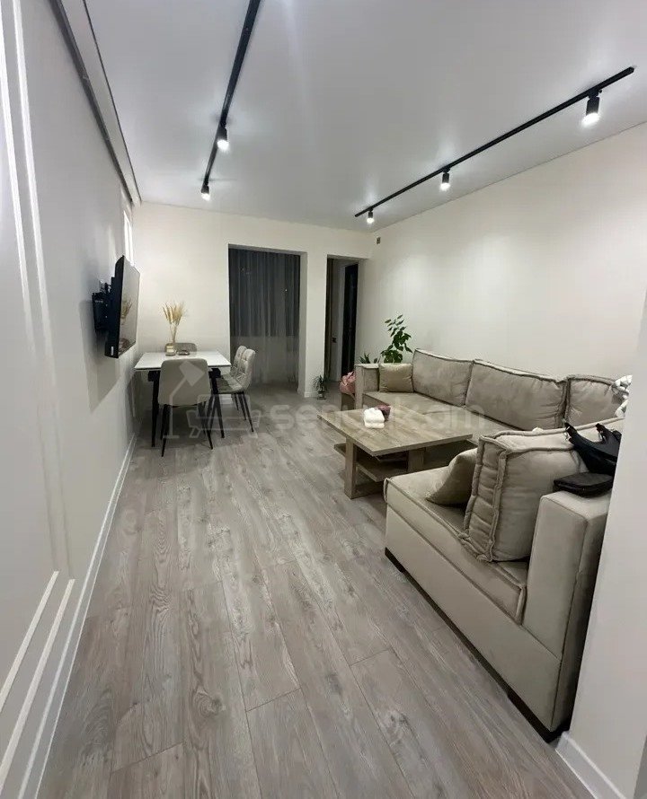 3 Սենյականոց Բնակարան, 55քմ, 5/9 հարկ, Կապիտալ Վերանորոգված