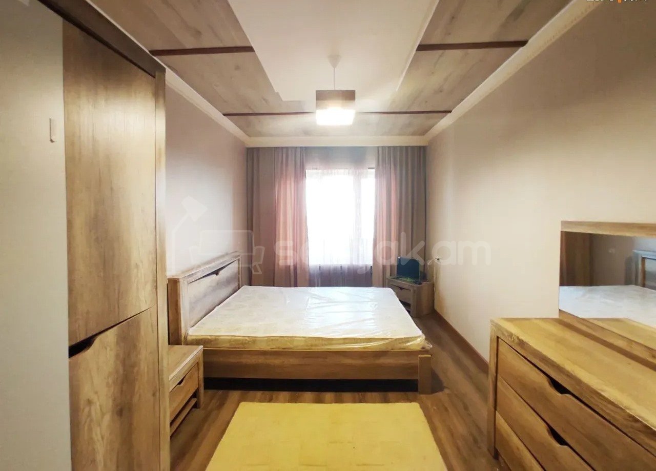 2 Սենյականոց Բնակարան Քարե Շենքում, 75քմ, 5/5 հարկ, Կապիտալ Վերանորոգված