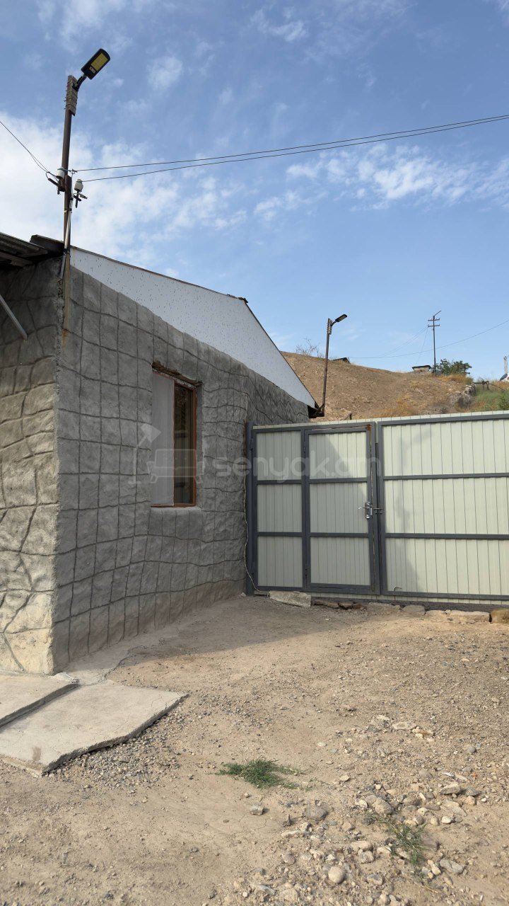 2 Սենյականոց Սեփական Տուն, 68քմ, Նորմալ Վիճակում