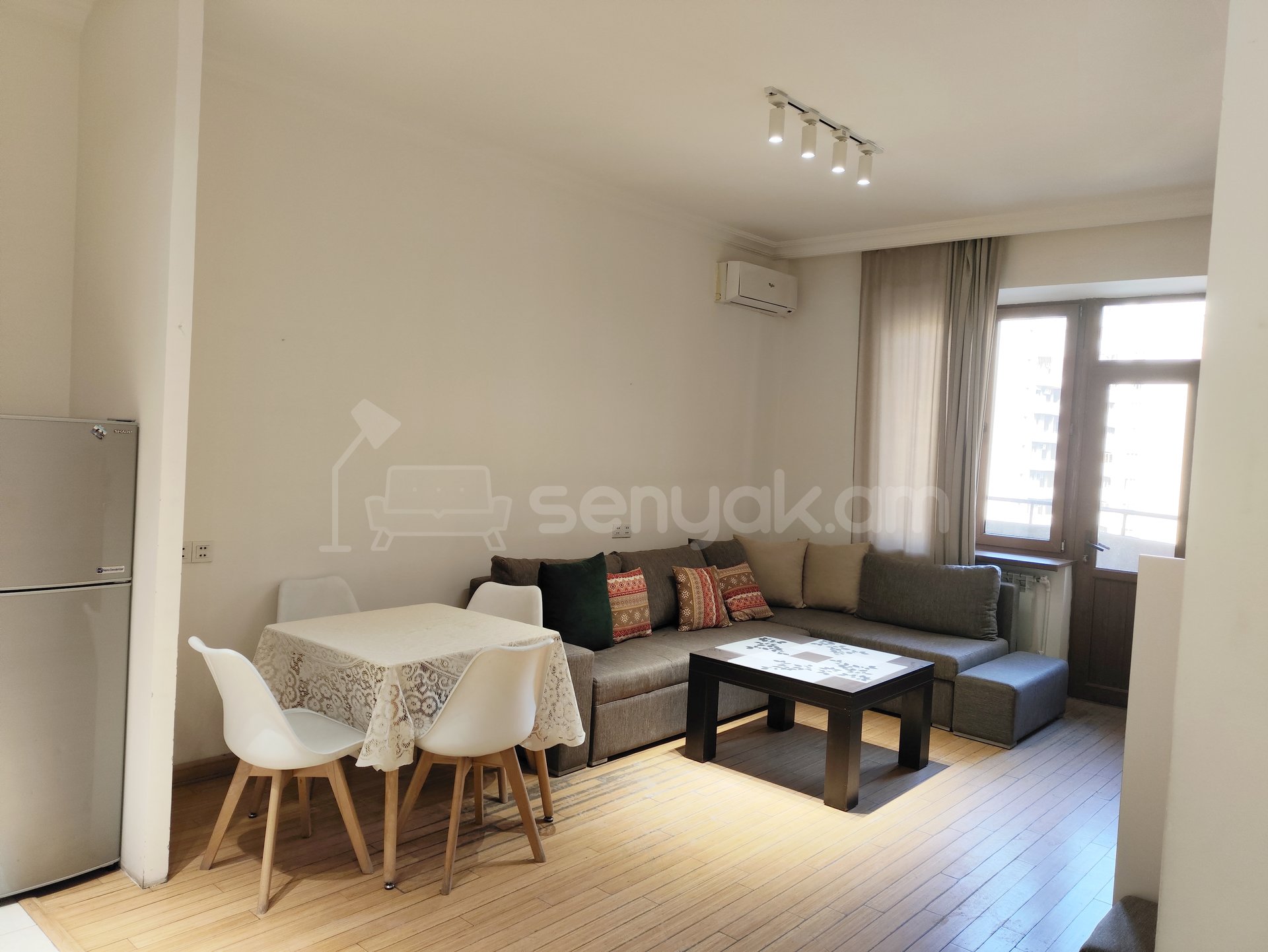 2 Սենյականոց Բնակարան Նորակառույցում, 57քմ, 8/14 հարկ, Դիզայներական Վերանորոգված, Կահավորված, Արևկող