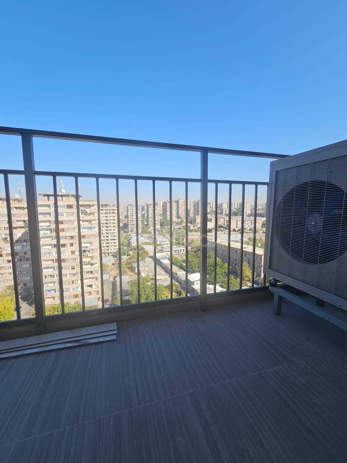 3 Սենյականոց Բնակարան Նորակառույցում, 90քմ, 13/13 հարկ, Դիզայներական Վերանորոգված