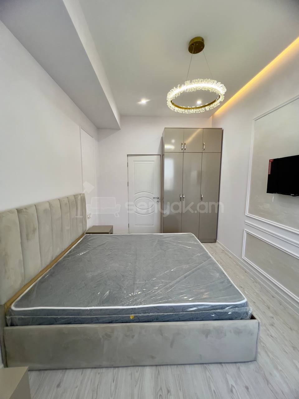 3 Սենյականոց Բնակարան Նորակառույցում, 76քմ, 11/12 հարկ, Դիզայներական Վերանորոգված, Կահավորված