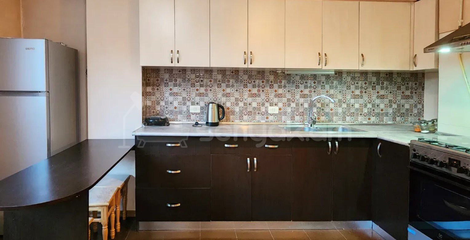 2 Սենյականոց Բնակարան, 42քմ, 2/9 հարկ, Կապիտալ Վերանորոգված, Կահավորված