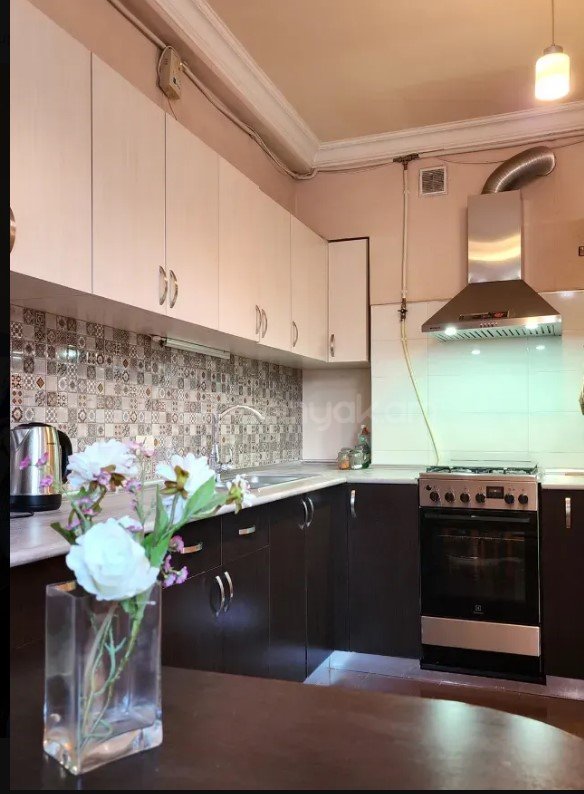 2 Սենյականոց Բնակարան, 42քմ, 2/9 հարկ, Կապիտալ Վերանորոգված, Կահավորված