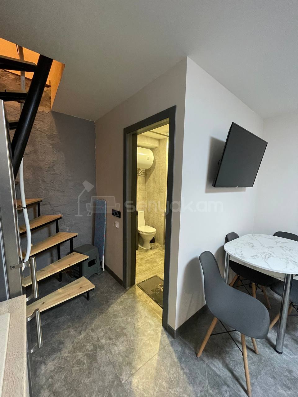 3 Սենյականոց Սեփական Տուն, 50քմ, Կապիտալ Վերանորոգված, Կահավորված