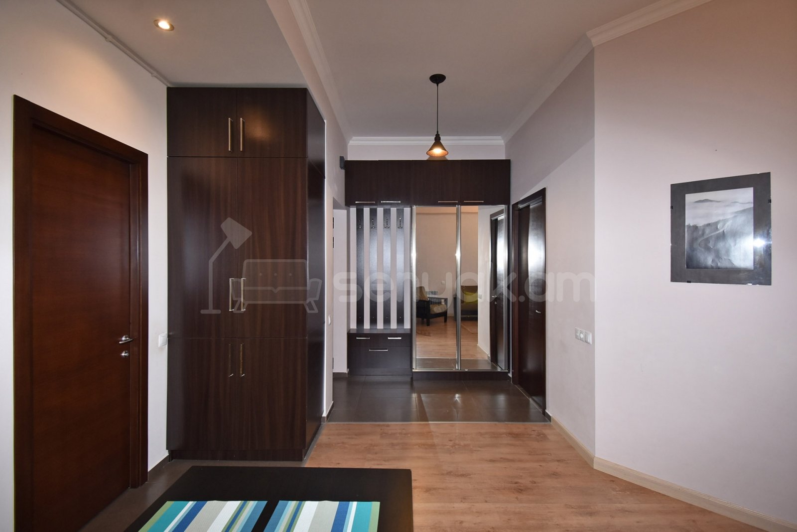 2 Սենյականոց Բնակարան Նորակառույցում, 70քմ, 4/12 հարկ, Կապիտալ Վերանորոգված, Կահավորված