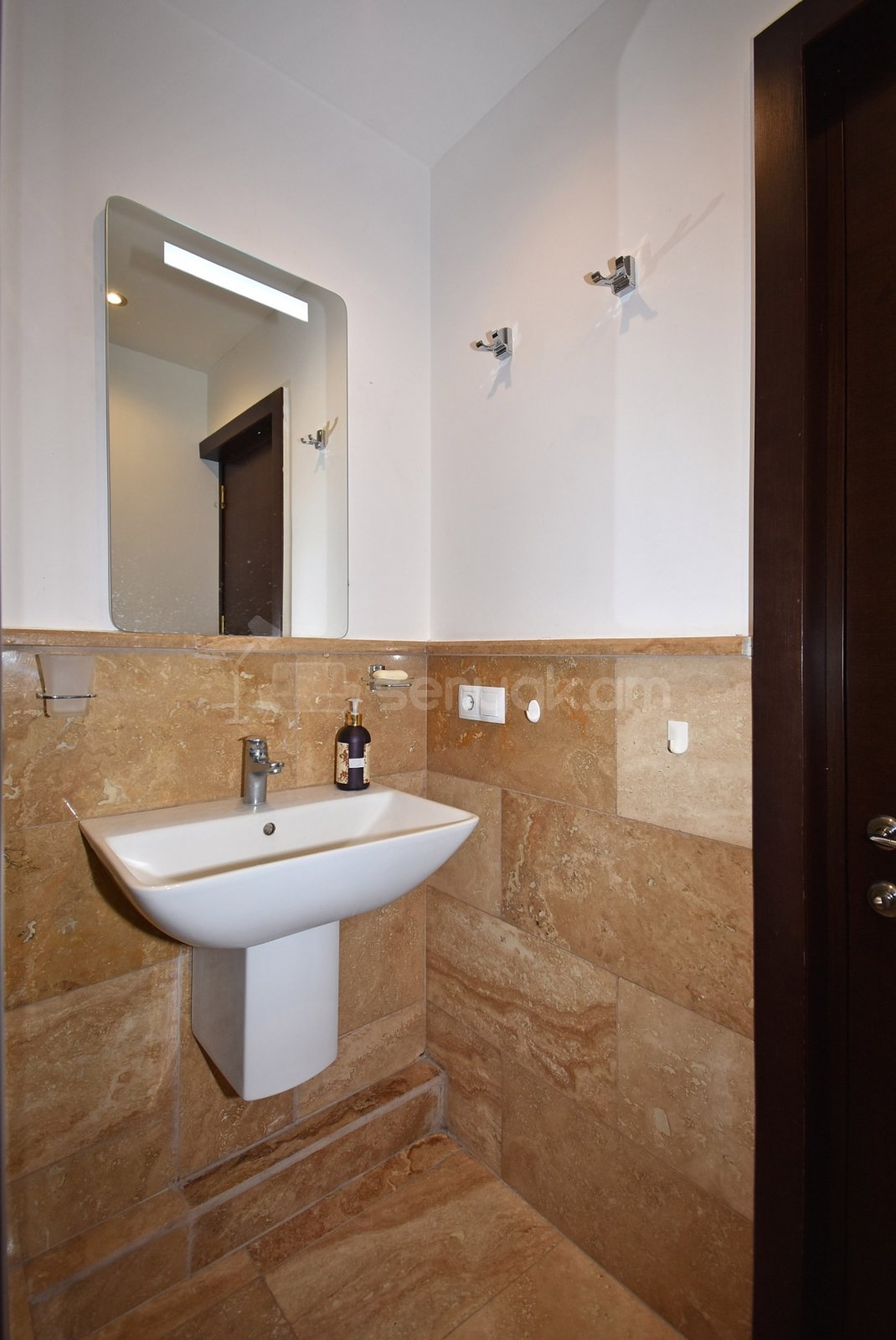 2 Սենյականոց Բնակարան Նորակառույցում, 70քմ, 4/12 հարկ, Կապիտալ Վերանորոգված, Կահավորված