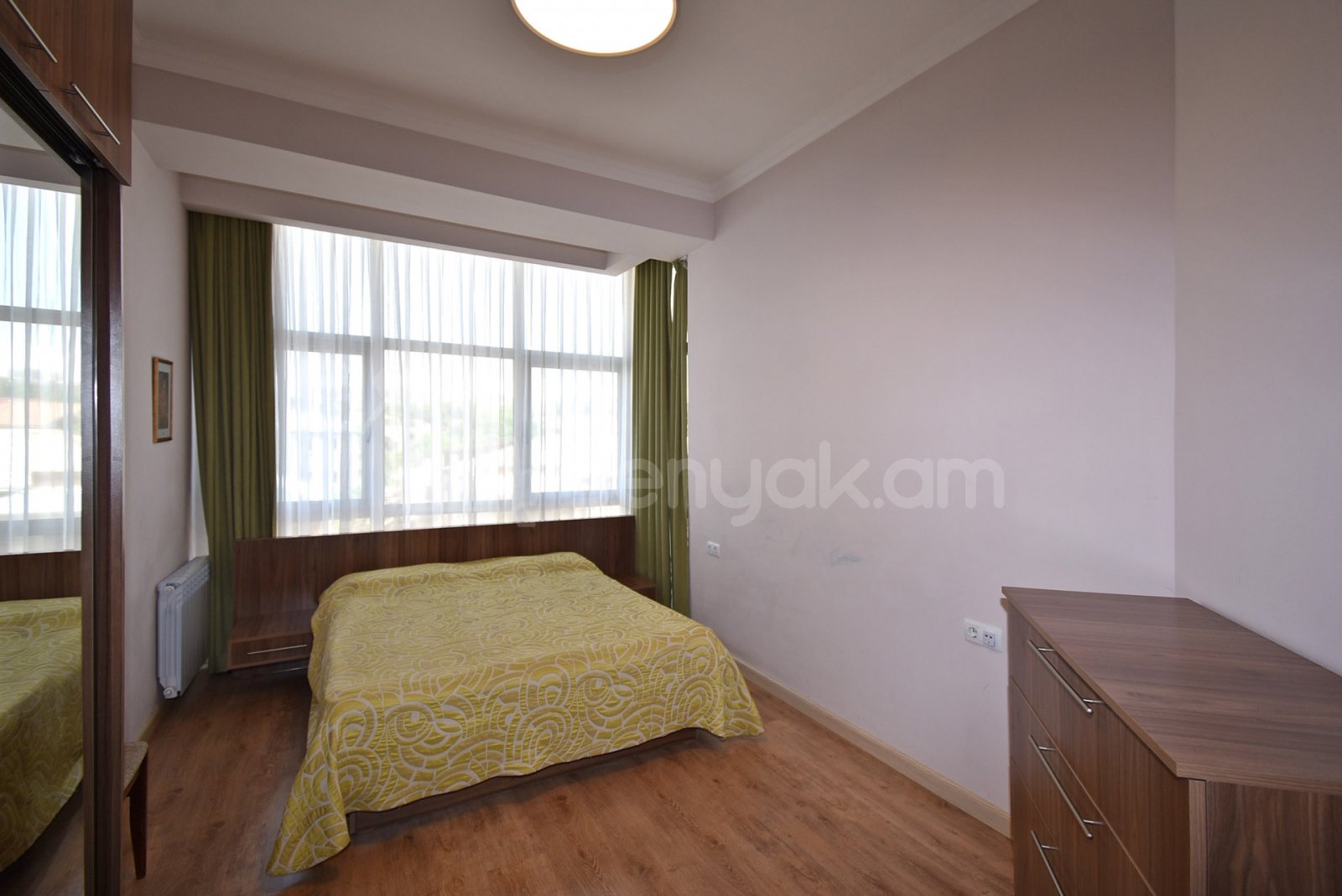 2 Սենյականոց Բնակարան Նորակառույցում, 70քմ, 4/12 հարկ, Կապիտալ Վերանորոգված, Կահավորված