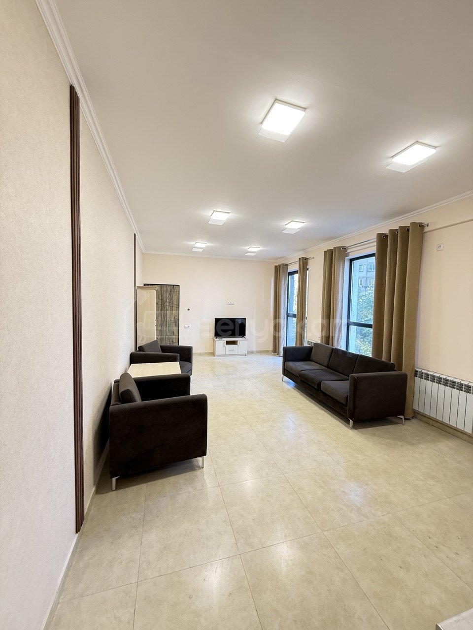 3 Սենյականոց Բնակարան Նորակառույցում, 70քմ, 3/5 հարկ, Կապիտալ Վերանորոգված, Կահավորված