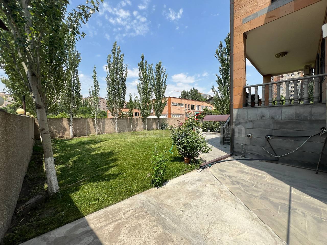 7 Սենյականոց Շքեղ Առանձնատուն, 500քմ, Կահավորված, Ավտոտնակով