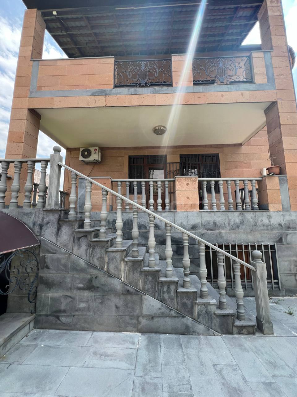 7 Սենյականոց Շքեղ Առանձնատուն, 500քմ, Կահավորված, Ավտոտնակով