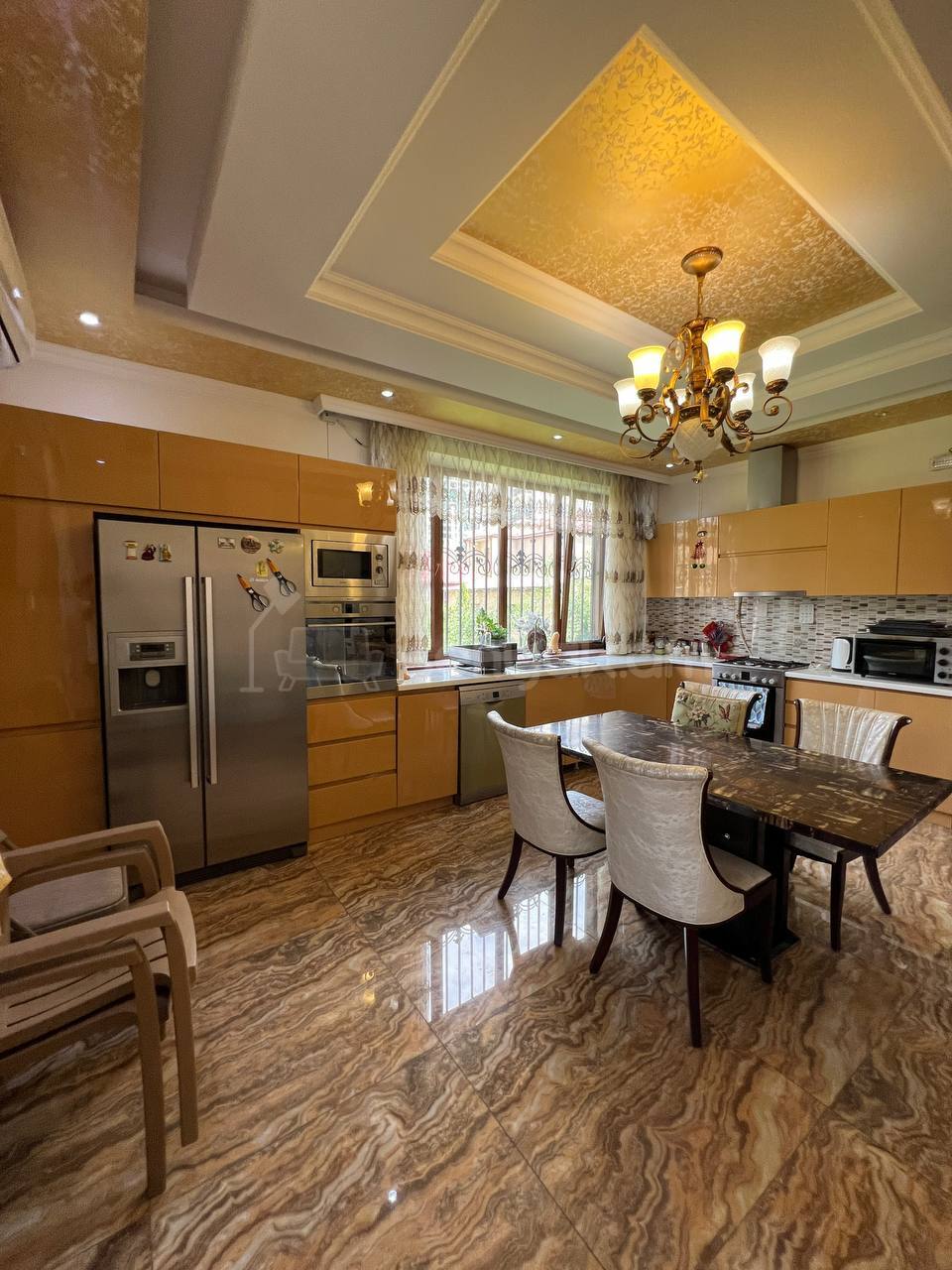 7 Սենյականոց Շքեղ Առանձնատուն, 500քմ, Կահավորված, Ավտոտնակով