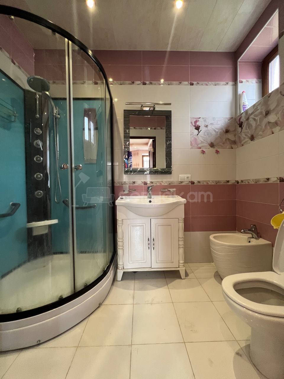 7 Սենյականոց Շքեղ Առանձնատուն, 500քմ, Կահավորված, Ավտոտնակով