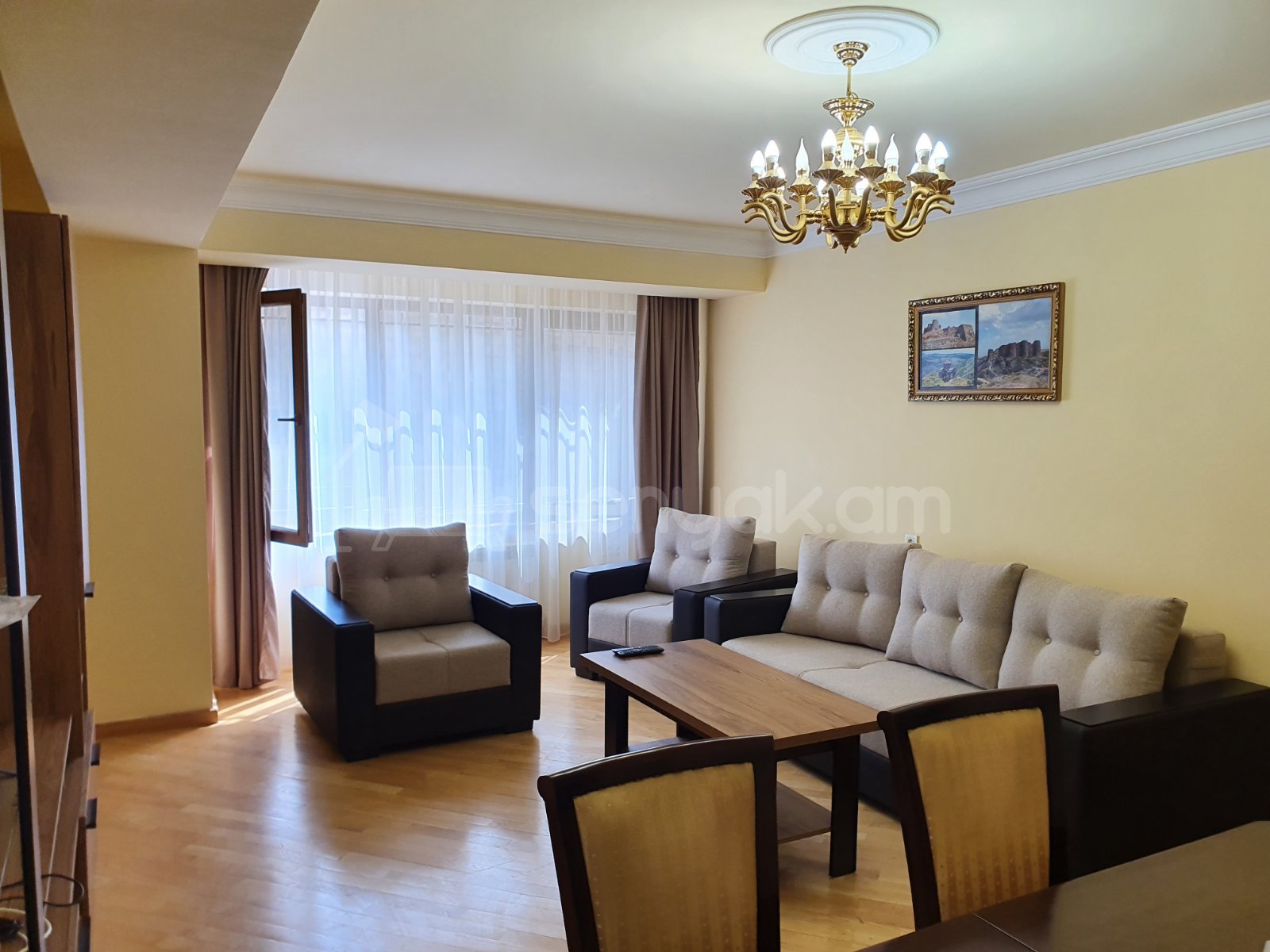 3 Սենյականոց Բնակարան Նորակառույցում, 90քմ, 2/12 հարկ, Կապիտալ Վերանորոգված, Կահավորված