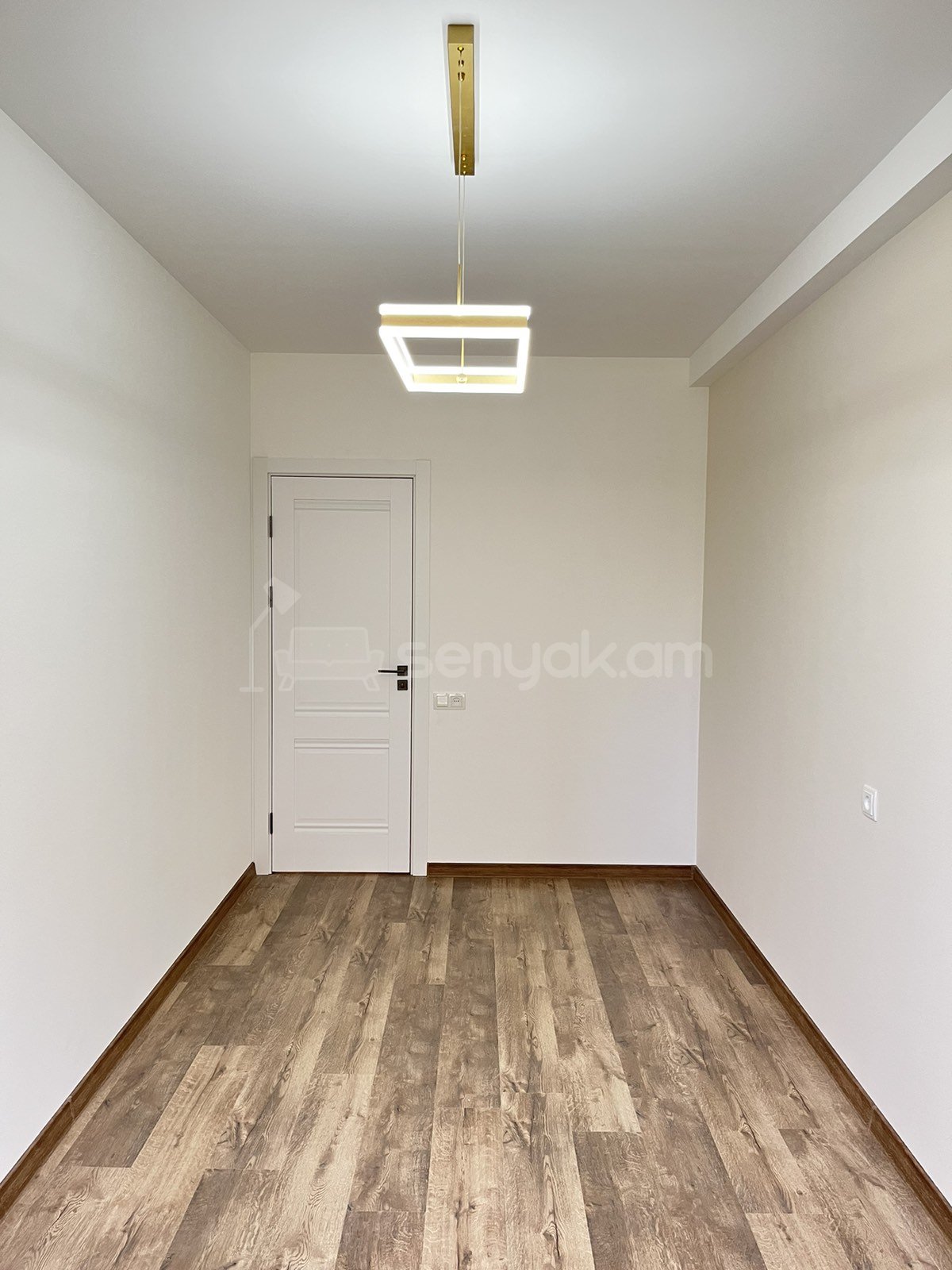 3 Սենյականոց Բնակարան, 70քմ, 4/9 հարկ, Կապիտալ Վերանորոգված, Կահավորված